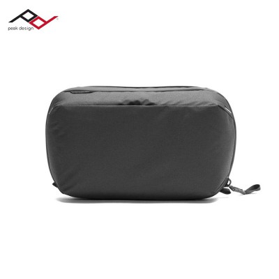 Wash Pouch - Black : กระเป๋าสำหรับเก็บอุปกรณ์ในห้องน้ำสีดำ