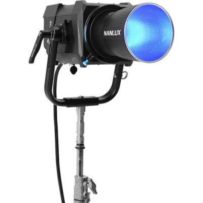 NANLUX Evoke 900C Spot Light with FL-35YK Fresnel Lens & Flight Case ประกันศูนย์ไทย 2 ปี